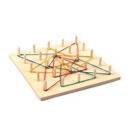 Математичний дерев’яний планшет 5х5 (геоборд), ТМ Komarovtoys Математичний дерев’яний планшет 5х5 (геоборд), ТМ Komarovtoys