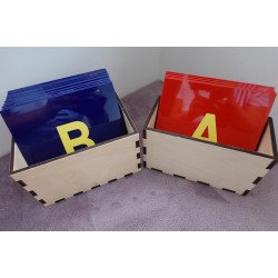 Шорсткий алфавіт із друкованих літер. Російський алфавіт