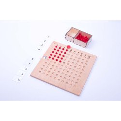 Дошка для множення Монтессорі