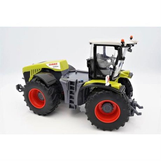 Модель Трактор Xerion 5000 1:32, Britains
