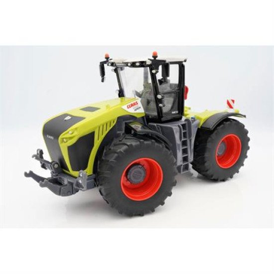 Модель Трактор Xerion 5000 1:32, Britains