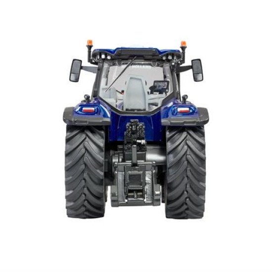 Модель Трактор New Holland T7.300 LWB 1:32, Britains