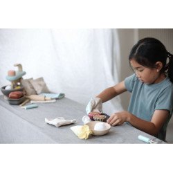 Дерев'яна іграшка НАБІР ДЛЯ ПРИГОТУВАННЯ КЕКСІВ, TM Plan Toys