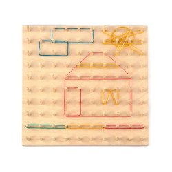 Математичний дерев’яний планшет (геоборд) 10х10, 30*30см, ТМ Komarovtoys Математичний дерев’яний планшет (геоборд) 10х10, 30*30см, ТМ Komarovtoys