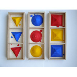 Кола, квадрати, трикутники (накладні фігури) Монтессорі