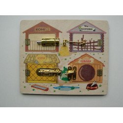 Модуль (дошка) з 4 дверцятами та замочками Монтессорі