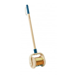 Дерев'яна іграшка Каталка для прогулянок - Колекція фруктовий сад, ТМ PLAN TOYS Дерев'яна іграшка Каталка для прогулянок - Колекція фруктовий сад, ТМ PLAN TOYS