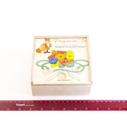 Дерев'яна іграшка-шнурівка 20 деталей, ТМ Розумний Лис